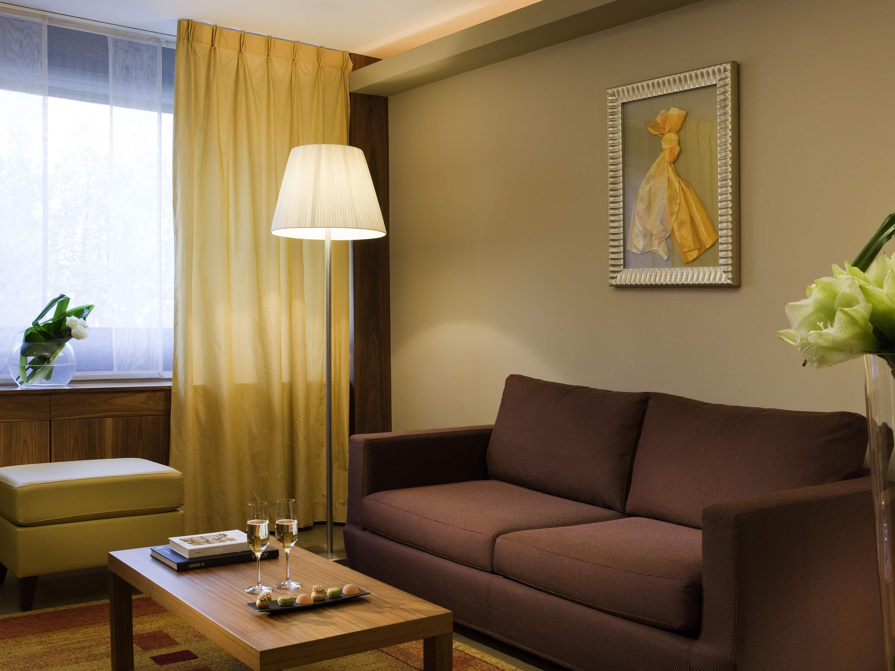Hotel Sofitel Lyon Bellecour Esterno foto A living room