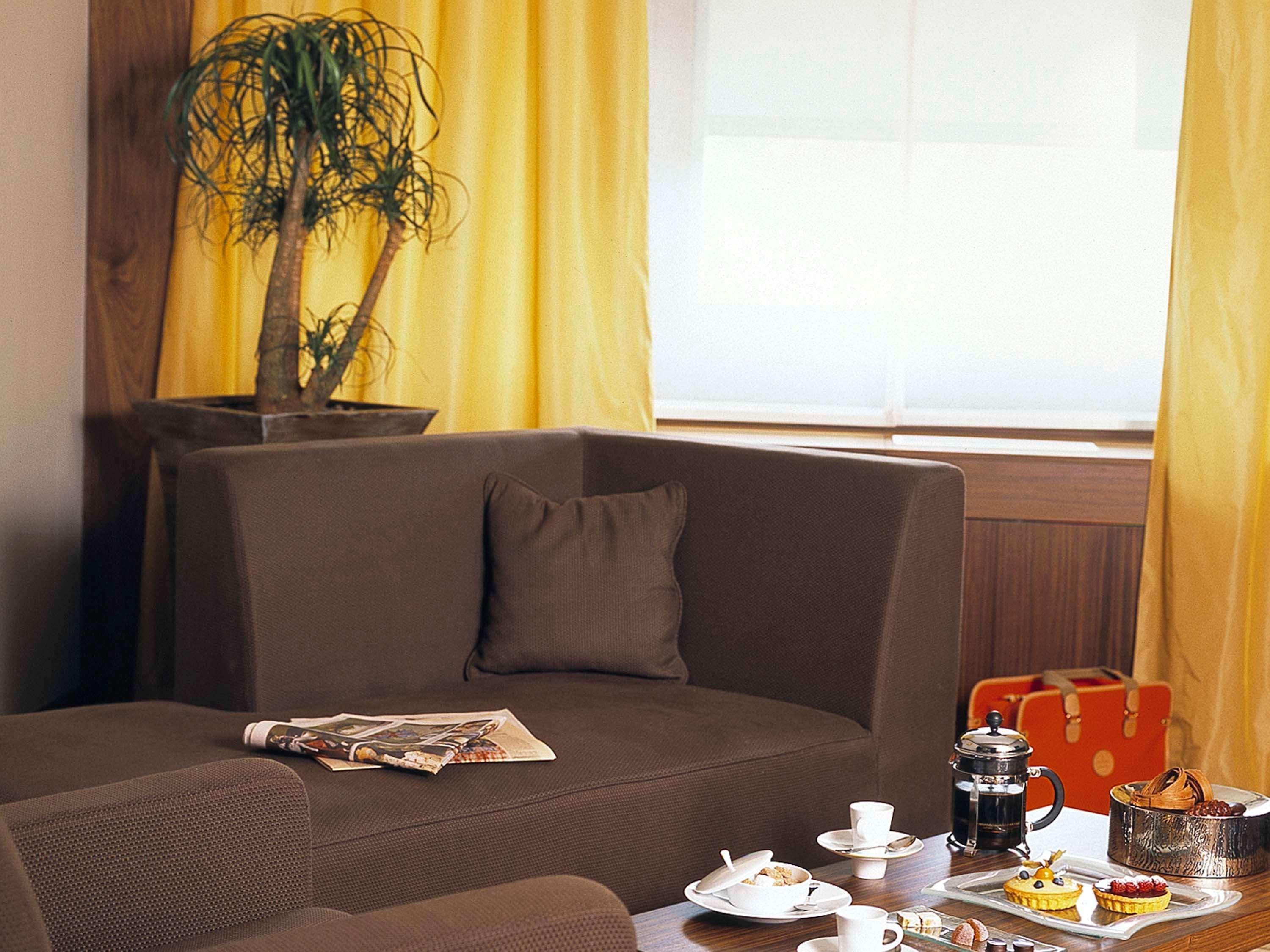 Hotel Sofitel Lyon Bellecour Esterno foto A room at the hotel