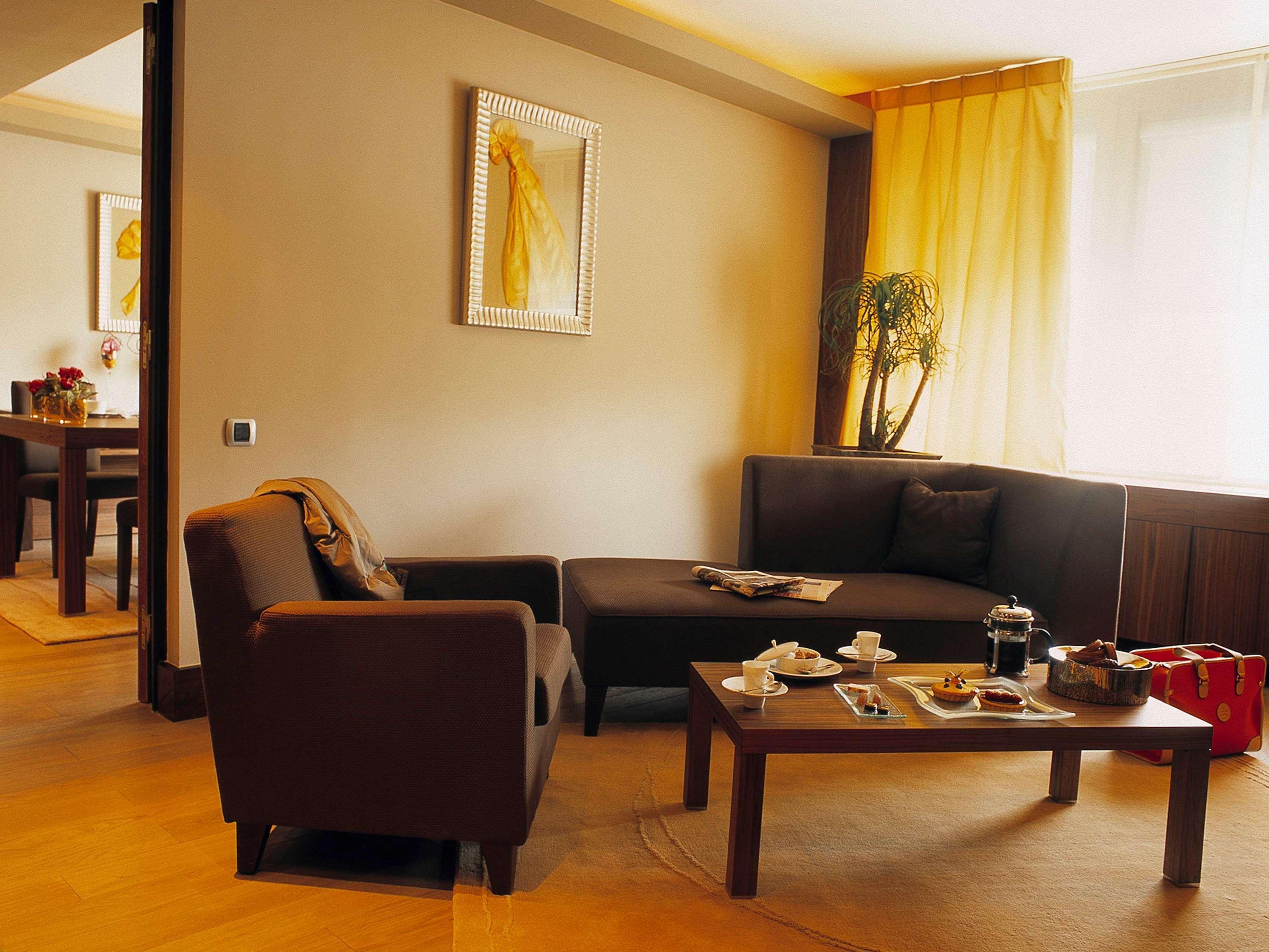 Hotel Sofitel Lyon Bellecour Esterno foto A living room