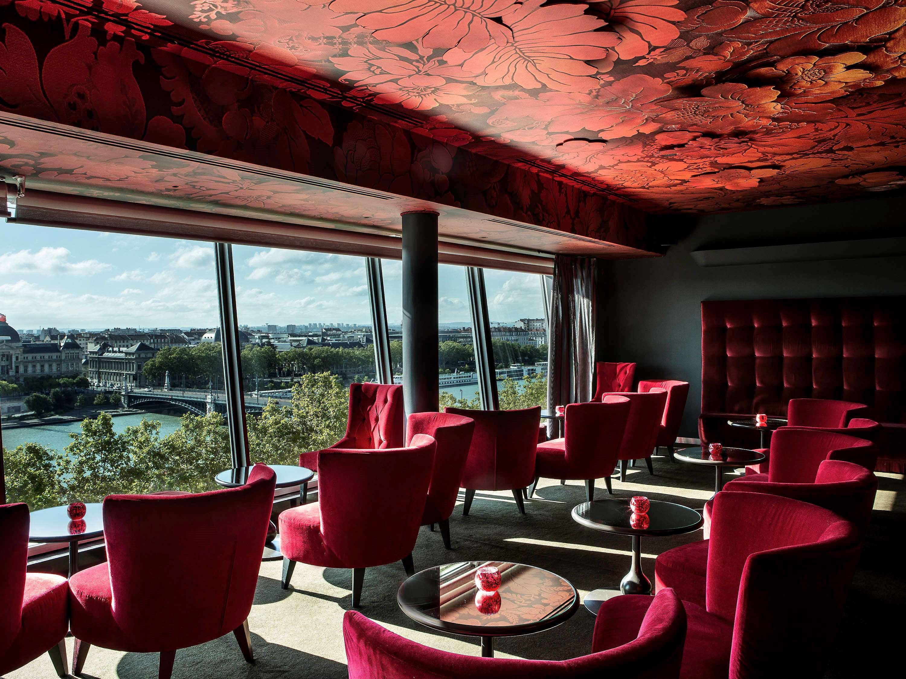 Hotel Sofitel Lyon Bellecour Esterno foto The interior of the restaurant