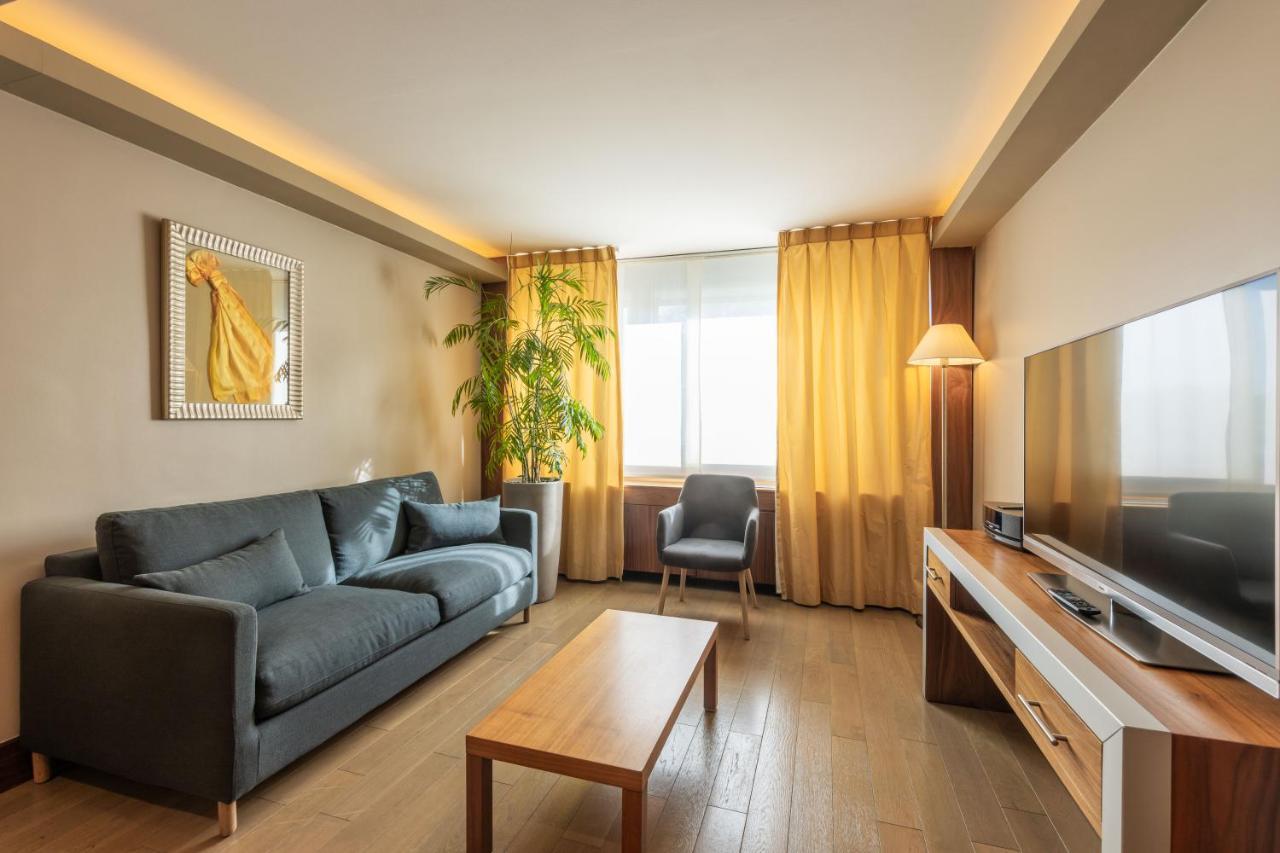 Hotel Sofitel Lyon Bellecour Esterno foto A living room