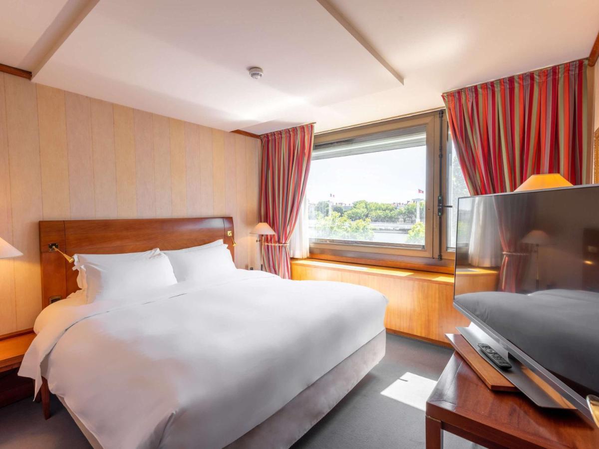 Hotel Sofitel Lyon Bellecour Esterno foto A room at the hotel
