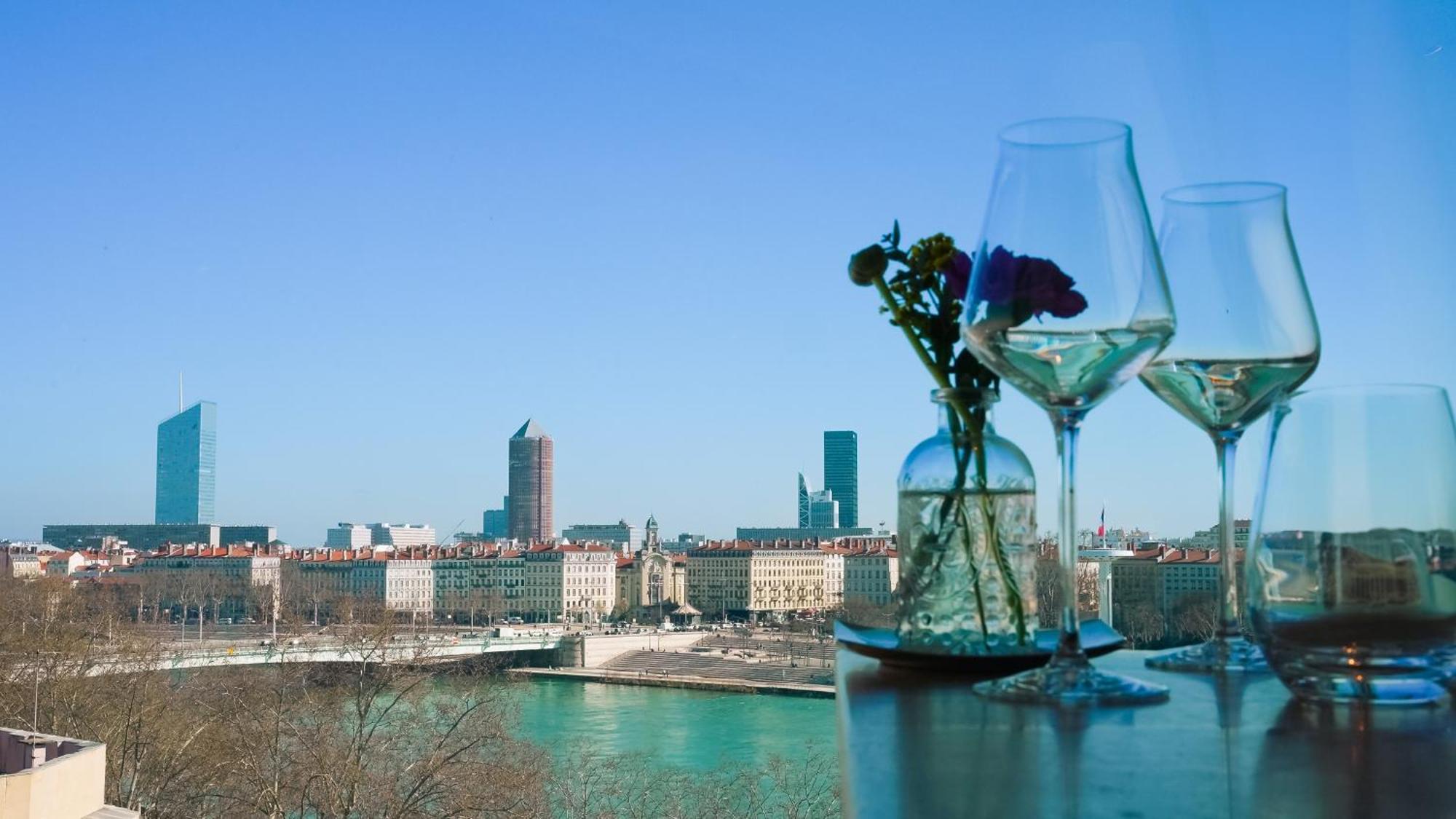 Hotel Sofitel Lyon Bellecour Esterno foto View of Vienna